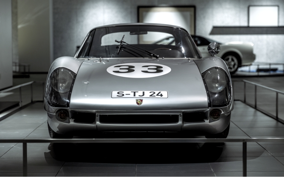 ポルシェ・904 カレラ GTS（1964年タルガ・フローリオクラス優勝車 